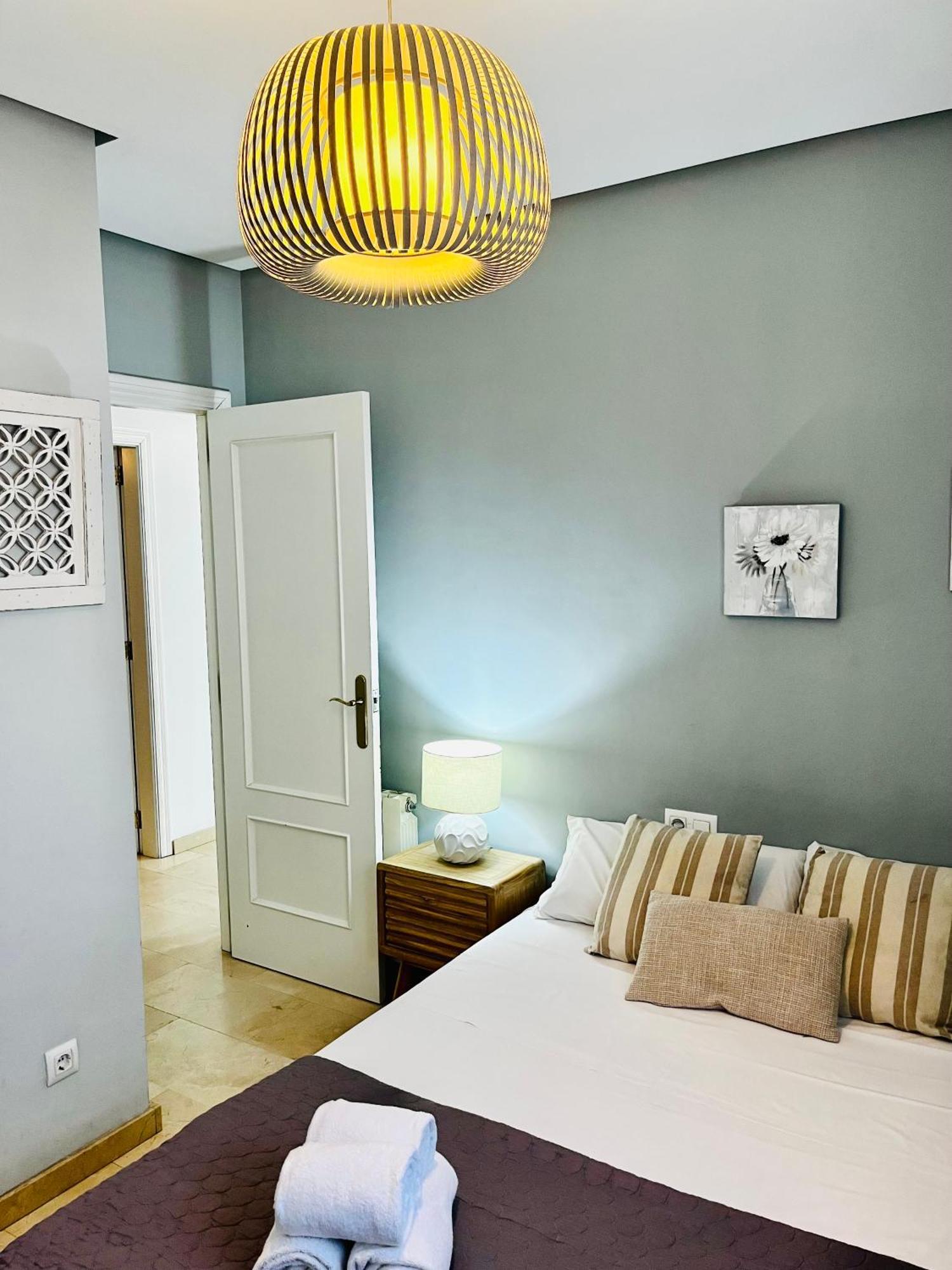 Appartement Travel Habitat Atico Calle Comedias à Valence Extérieur photo